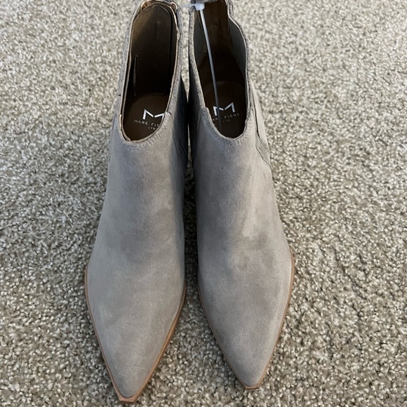 Marc Fisher ORLANDA BLOCK HEEL BOOTIE Boots - Picture 4 of 9